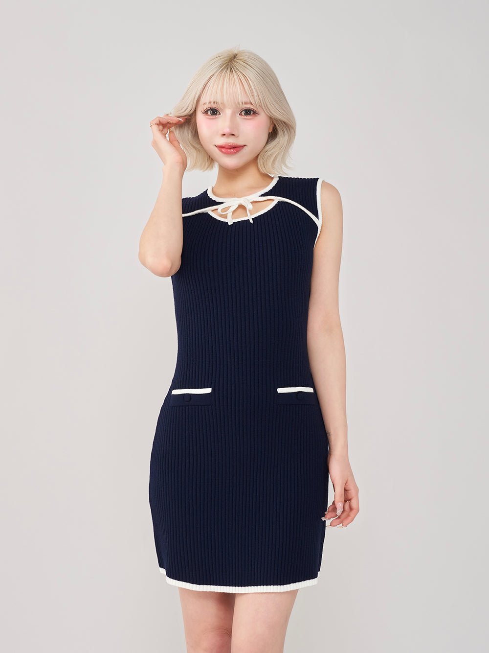 モデル:155cm(着用サイズ:FREE 着用カラー:NVY)