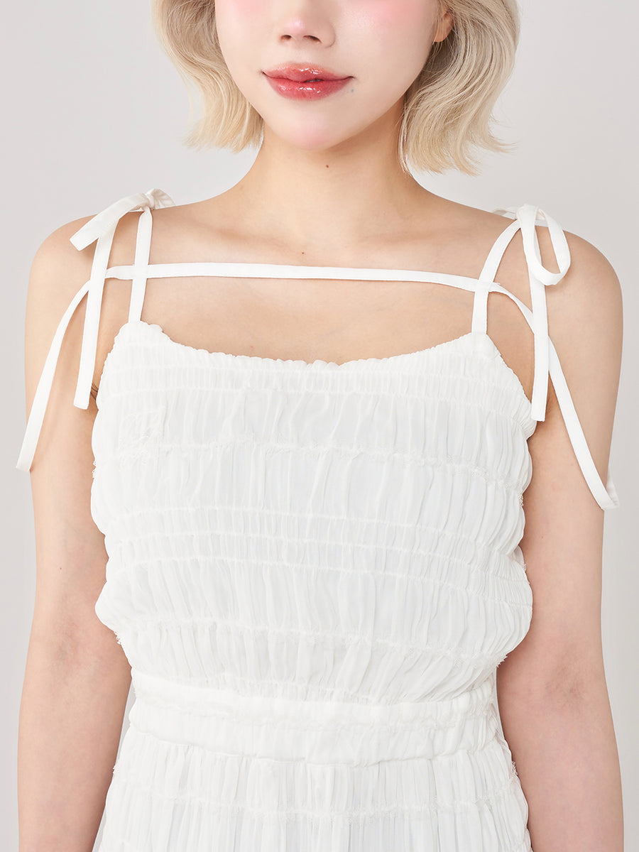 モデル:155cm(着用サイズ:FREE 着用カラー:WHT)
