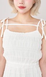 モデル:155cm(着用サイズ:FREE 着用カラー:WHT)