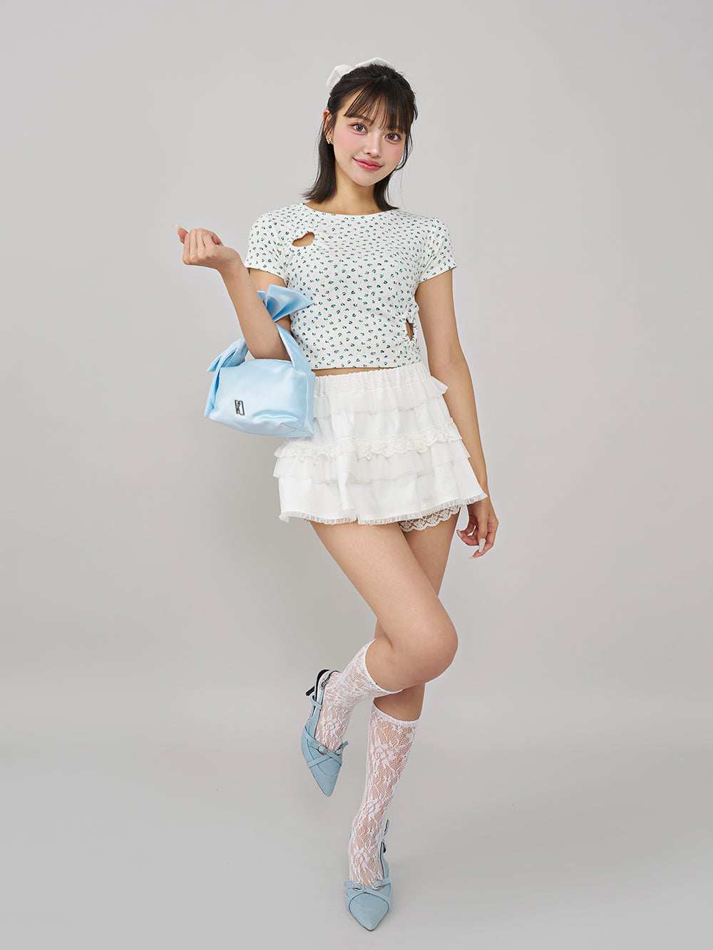 モデル:163cm(着用サイズ:FREE 着用カラー:GRY)