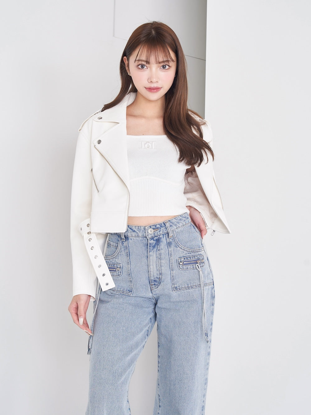 モデル:163cm(着用サイズ:FREE 着用カラー:WHT)