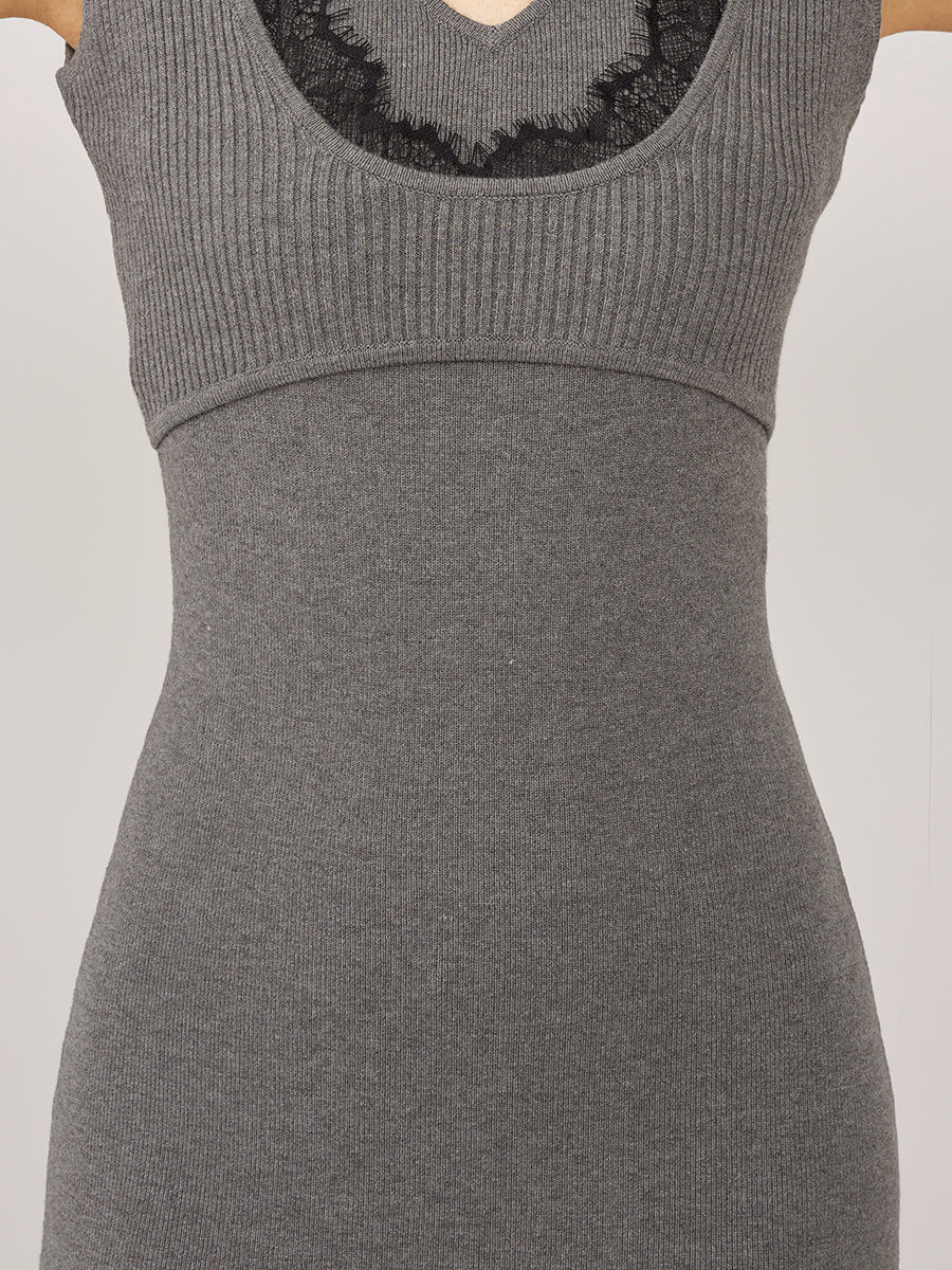 モデル:163cm(着用サイズ:FREE 着用カラー:GRY)
