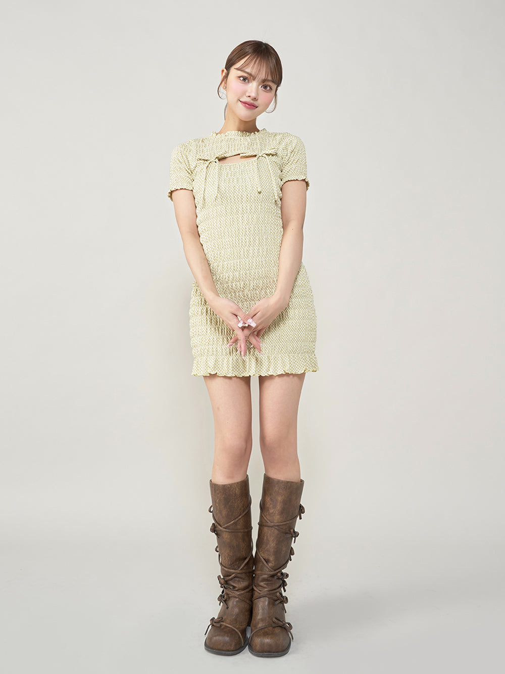 モデル:163cm(着用サイズ:FREE 着用カラー:LIM)