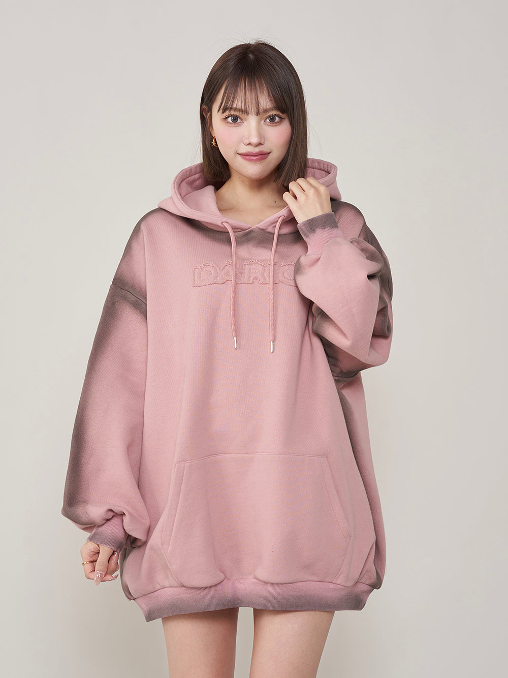 モデル:163cm(着用サイズ:FREE 着用カラー:PNK)