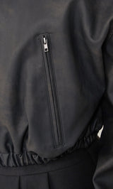 モデル:163cm(着用サイズ:FREE 着用カラー:BLK)