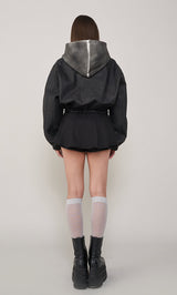 モデル:163cm(着用サイズ:FREE 着用カラー:BLK)