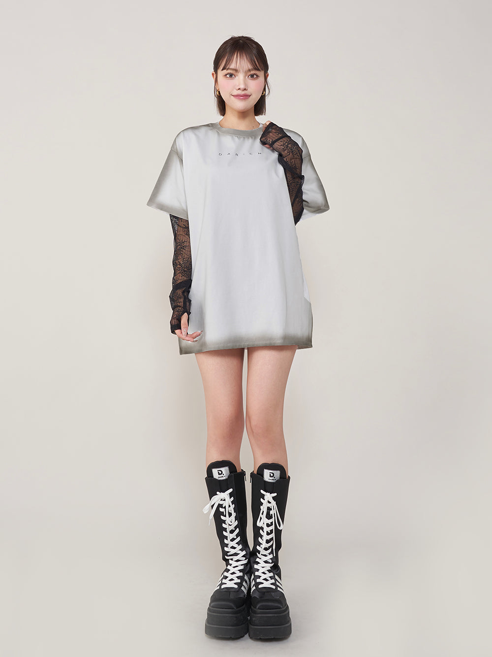 モデル:163cm(着用サイズ:FREE 着用カラー:WHT)