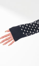 モデル:163cm(着用サイズ:FREE 着用カラー:BLK)