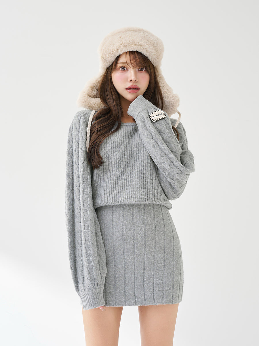 モデル:163cm(着用サイズ:FREE 着用カラー:GRY)
