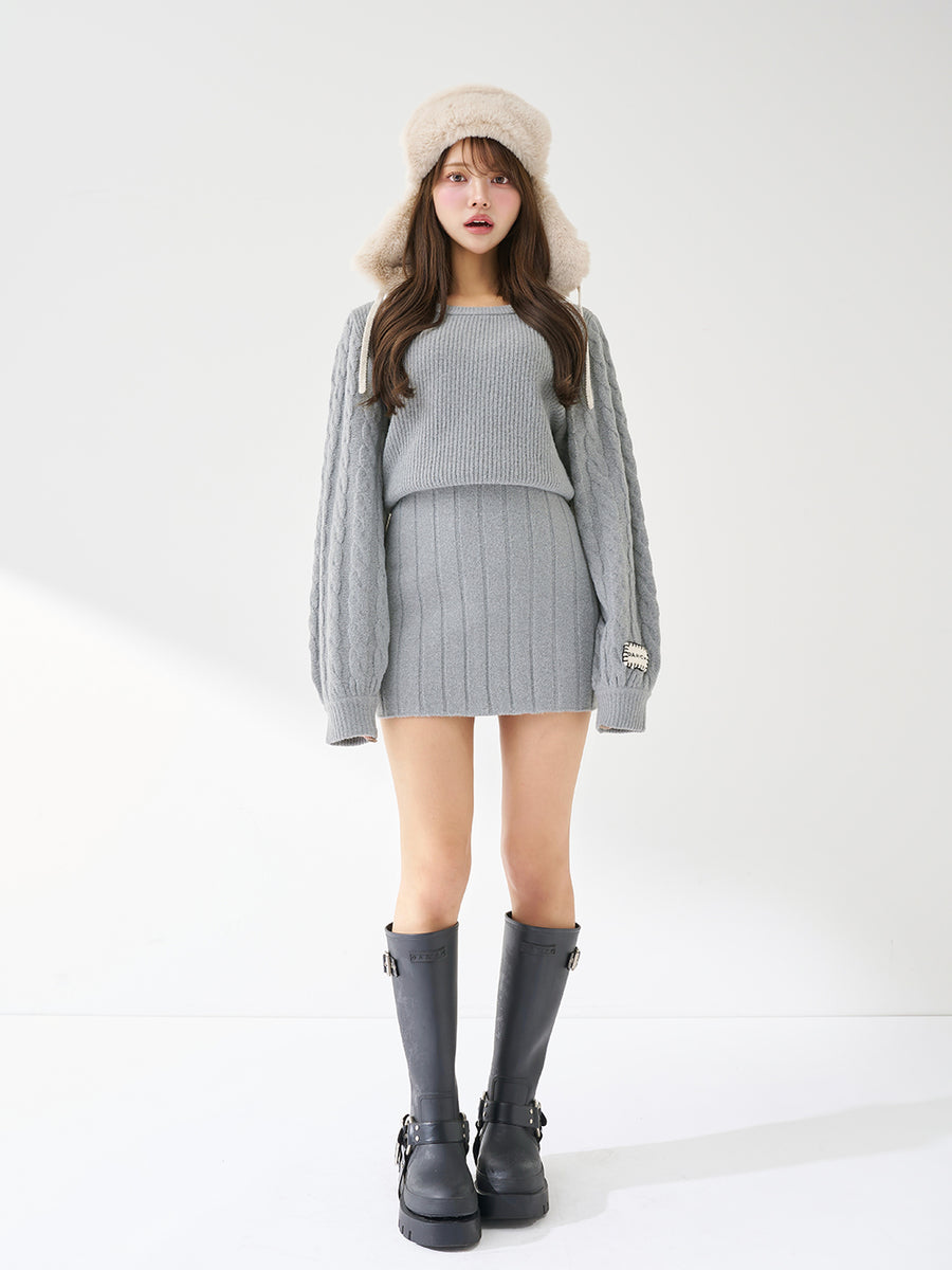 モデル:163cm(着用サイズ:FREE 着用カラー:GRY)