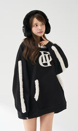 モデル:163cm(着用サイズ:FREE 着用カラー:BLK)