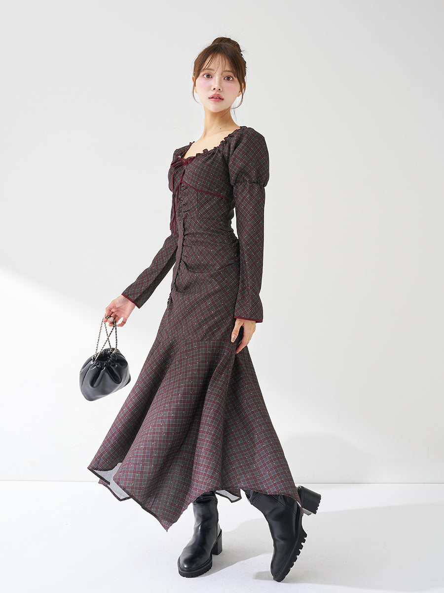 モデル:163cm(着用サイズ:FREE 着用カラー:GRY)