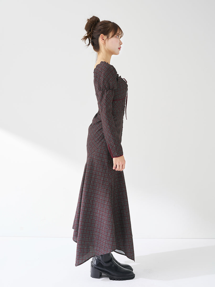 モデル:163cm(着用サイズ:FREE 着用カラー:GRY)