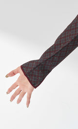 モデル:163cm(着用サイズ:FREE 着用カラー:GRY)