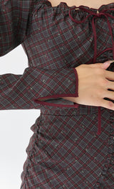 モデル:163cm(着用サイズ:FREE 着用カラー:GRY)