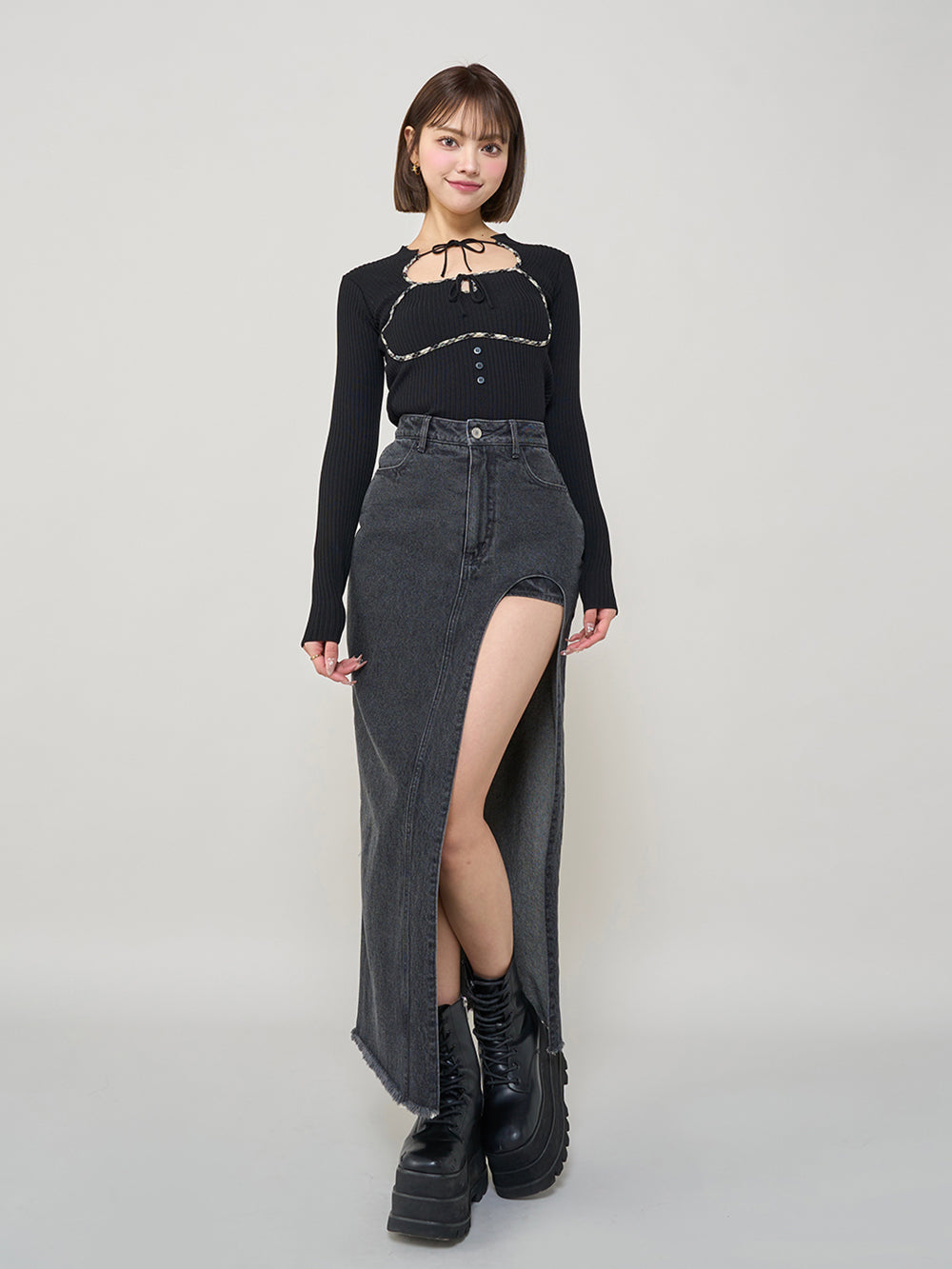 モデル:163cm(着用サイズ:FREE 着用カラー:BLK)