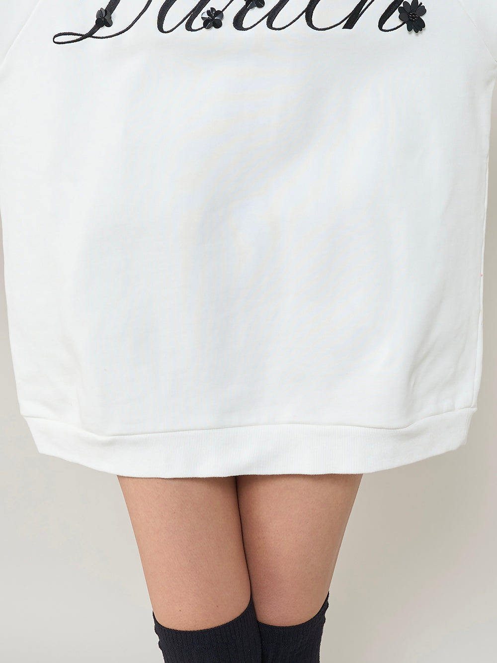 モデル:163cm(着用サイズ:FREE 着用カラー:WHT)
