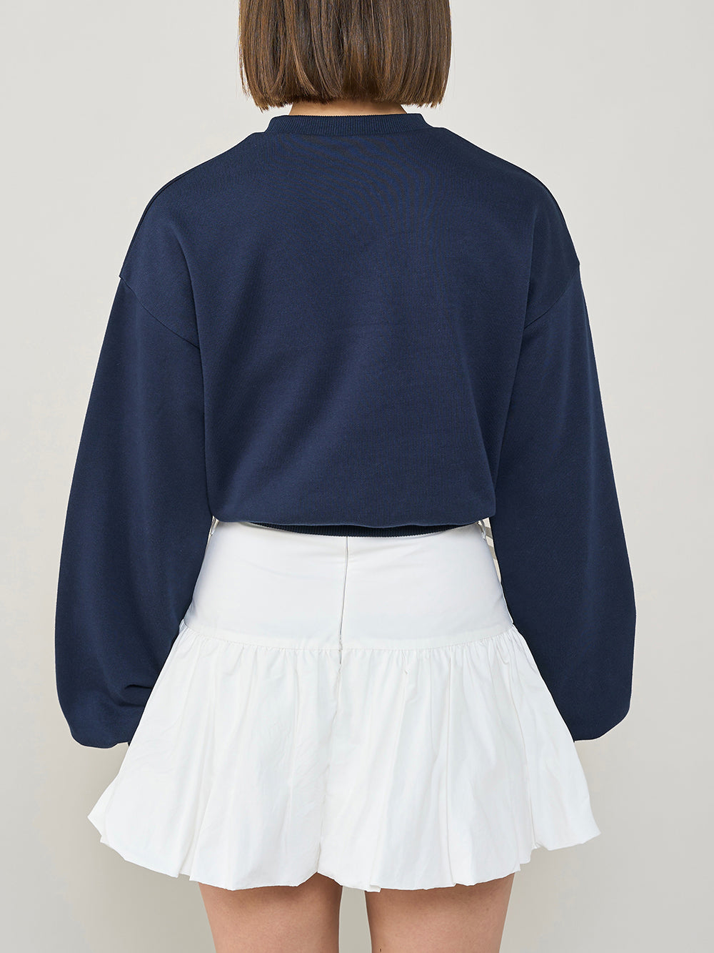 モデル:163cm(着用サイズ:FREE 着用カラー:NVY)