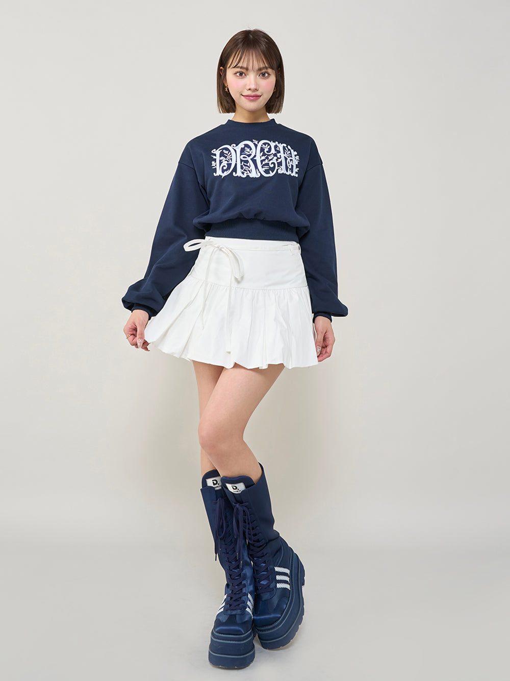 モデル:163cm(着用サイズ:FREE 着用カラー:NVY)
