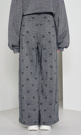 モデル:163cm(着用サイズ:FREE 着用カラー:BLK)