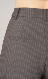 モデル:163cm(着用サイズ:S 着用カラー:GRY)