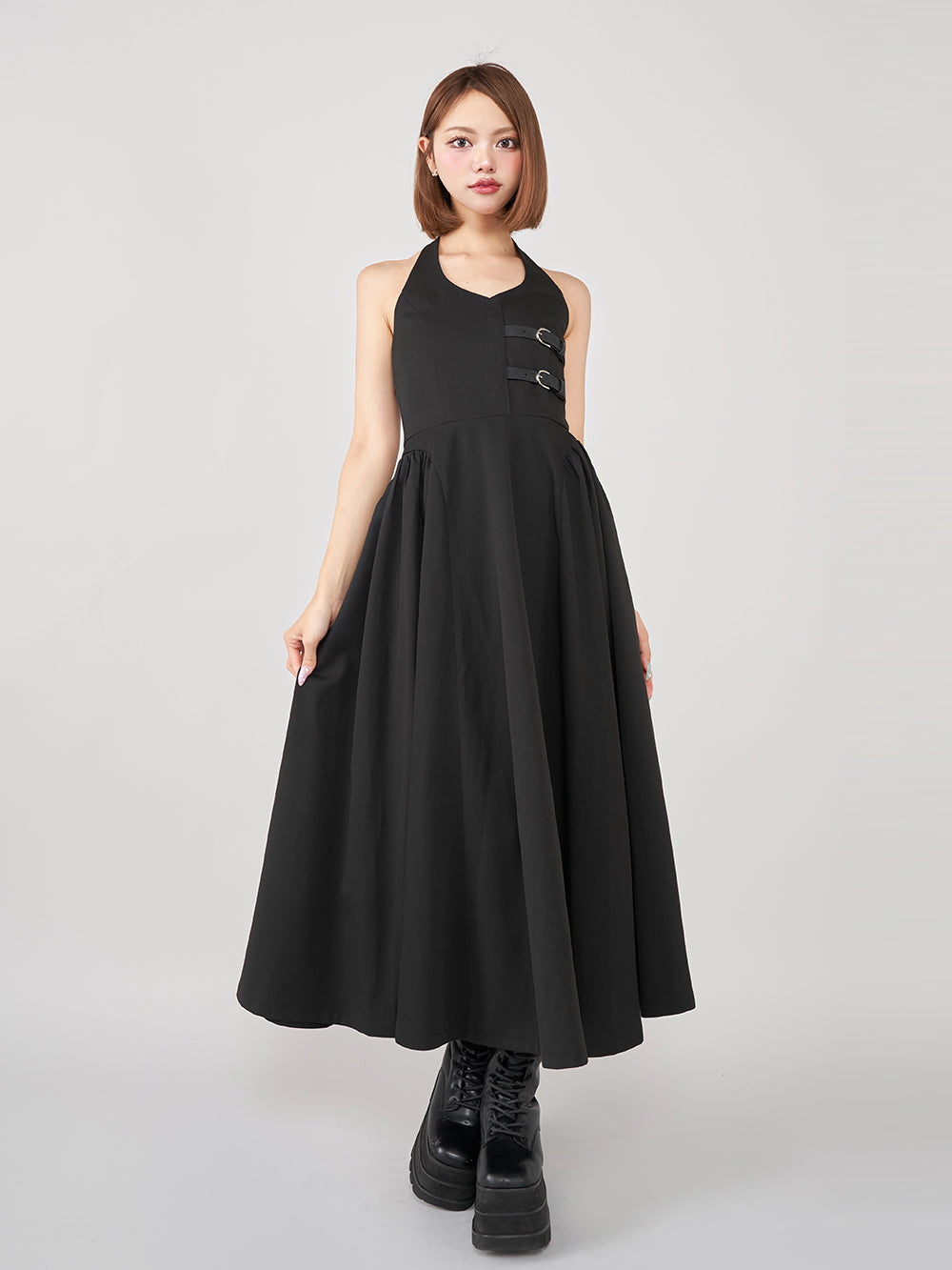 モデル:163cm(着用サイズ:FREE 着用カラー:BLK)