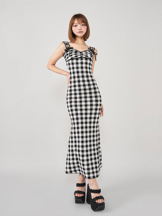 モデル:163cm(着用サイズ:FREE 着用カラー:BLK)