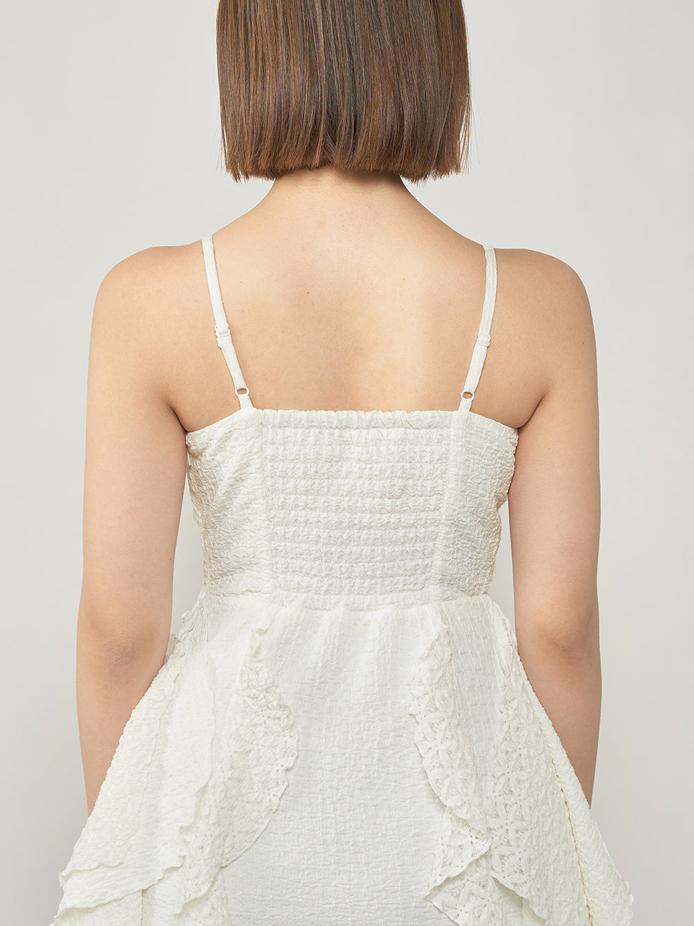 モデル:163cm(着用サイズ:FREE 着用カラー:WHT)