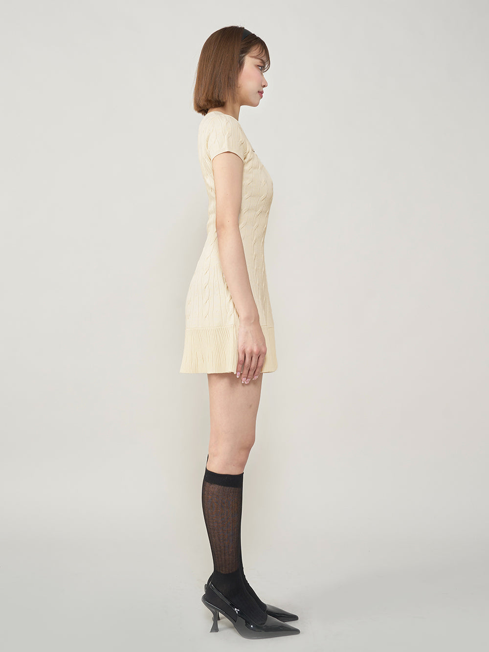 モデル:163cm(着用サイズ:FREE 着用カラー:IVO)
