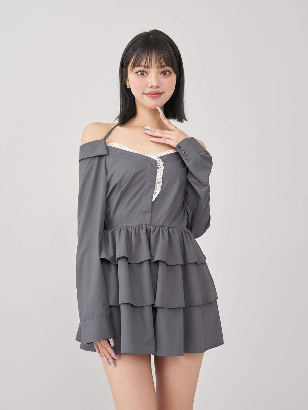 モデル:163cm(着用サイズ:FREE 着用カラー:GRY)