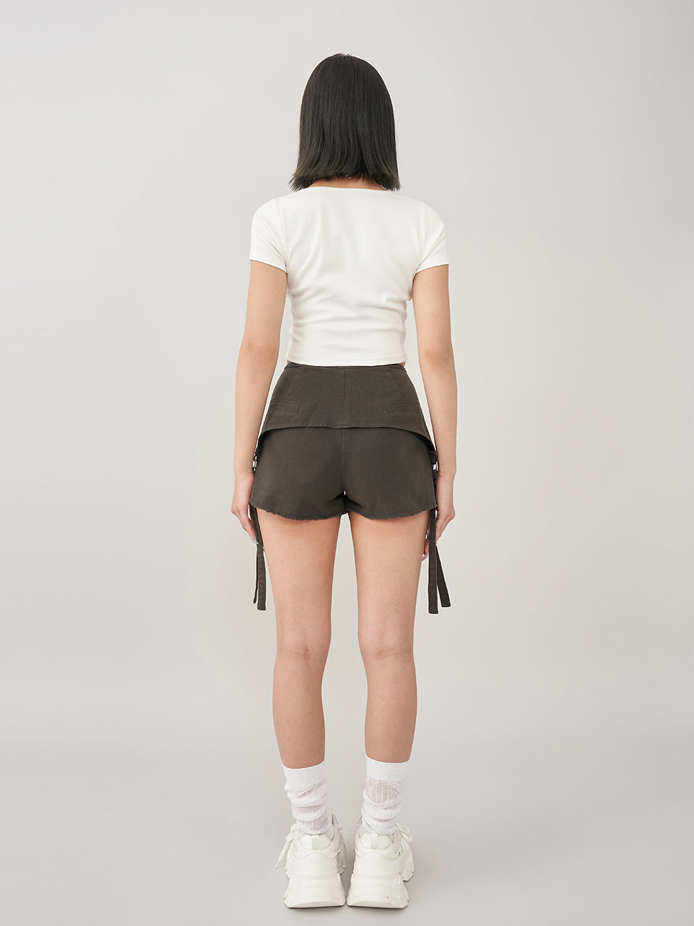 モデル:163cm(着用サイズ:S 着用カラー:C-GRY)