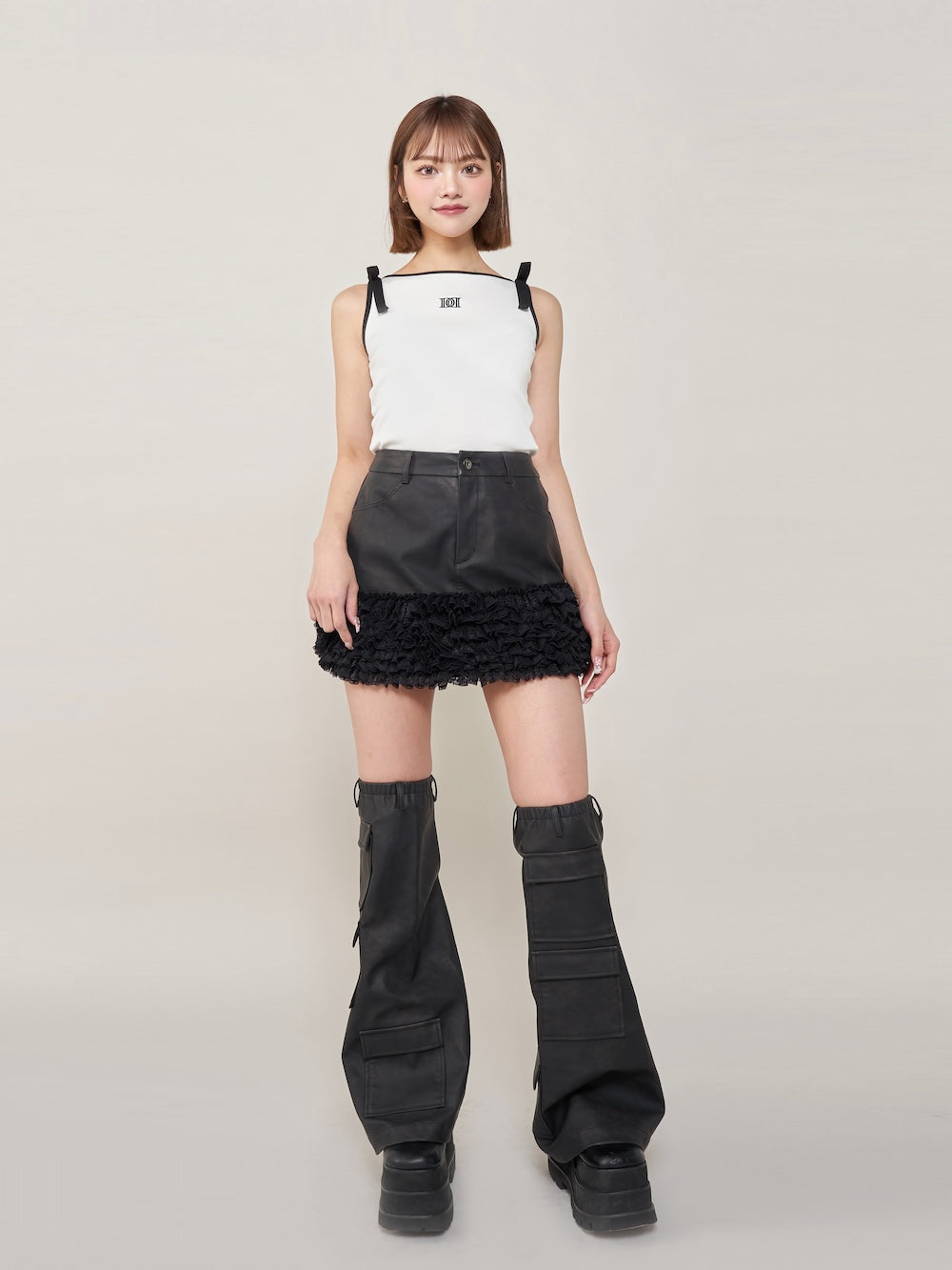 モデル:163cm(着用サイズ:FREE 着用カラー:WHT)
