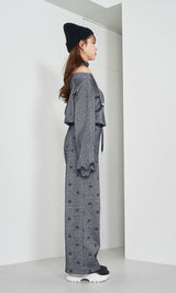 モデル:163cm(着用サイズ:FREE 着用カラー:BLK)