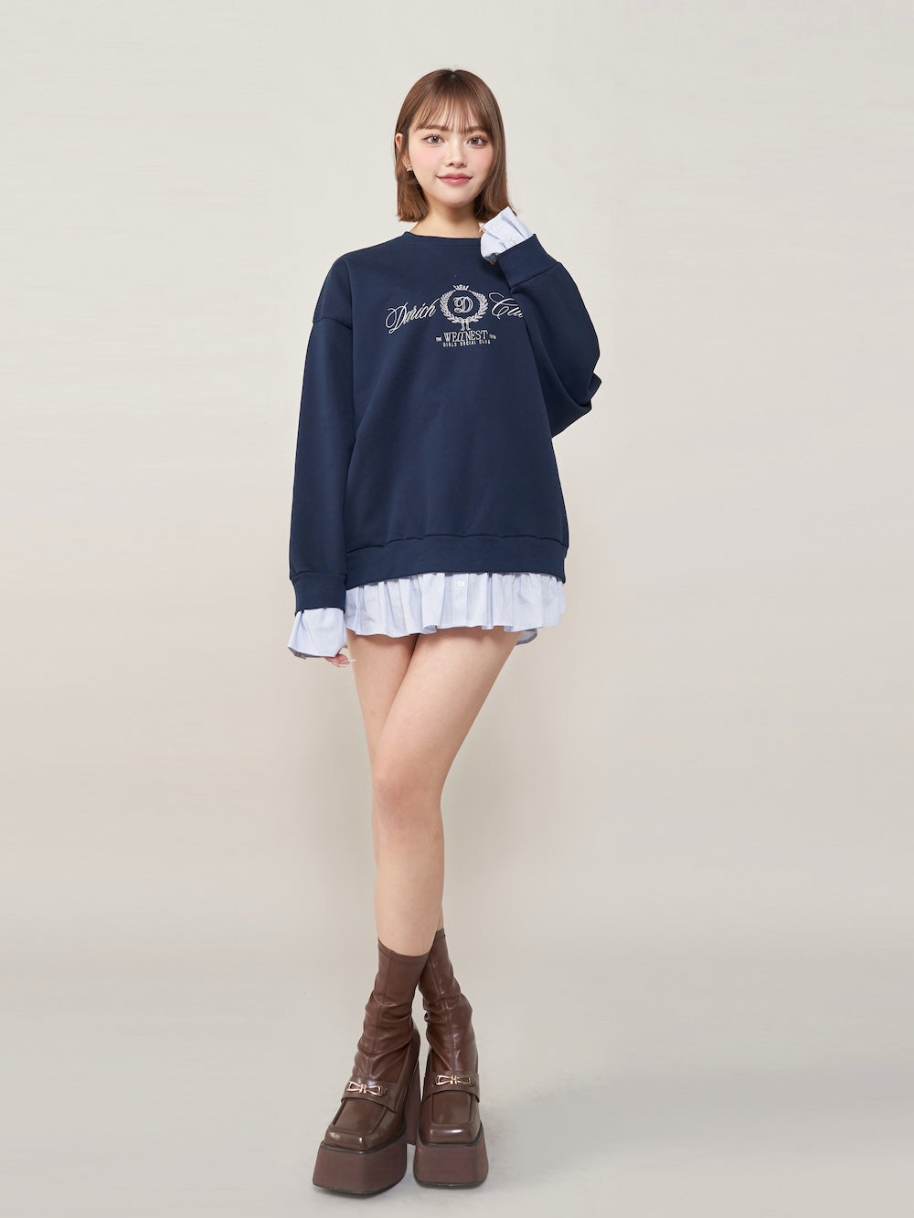 モデル:163cm(着用サイズ:FREE 着用カラー:NVY)