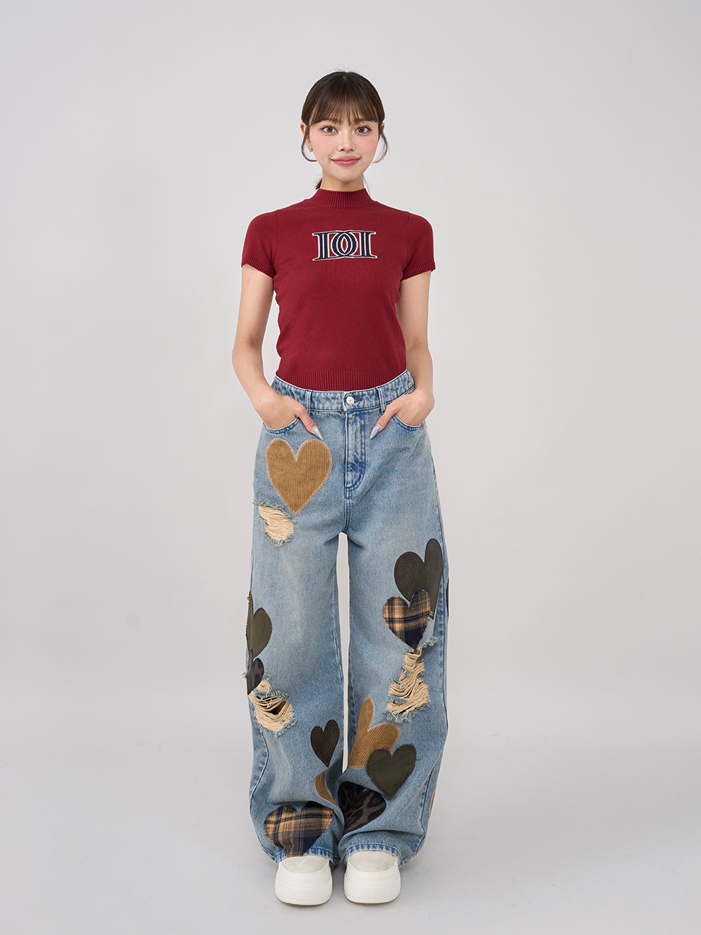モデル:163cm(着用サイズ:M 着用カラー:BLU)