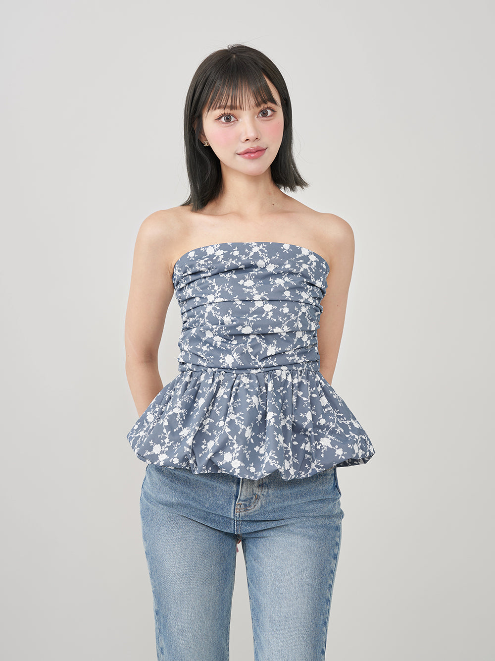 モデル:163cm(着用サイズ:FREE 着用カラー:NVY)