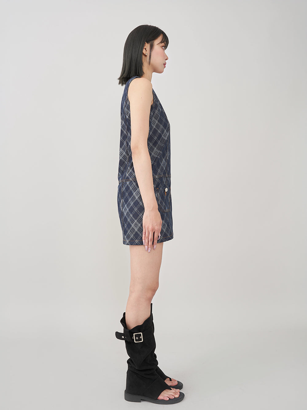 モデル:163cm(着用サイズ:FREE 着用カラー:IND)