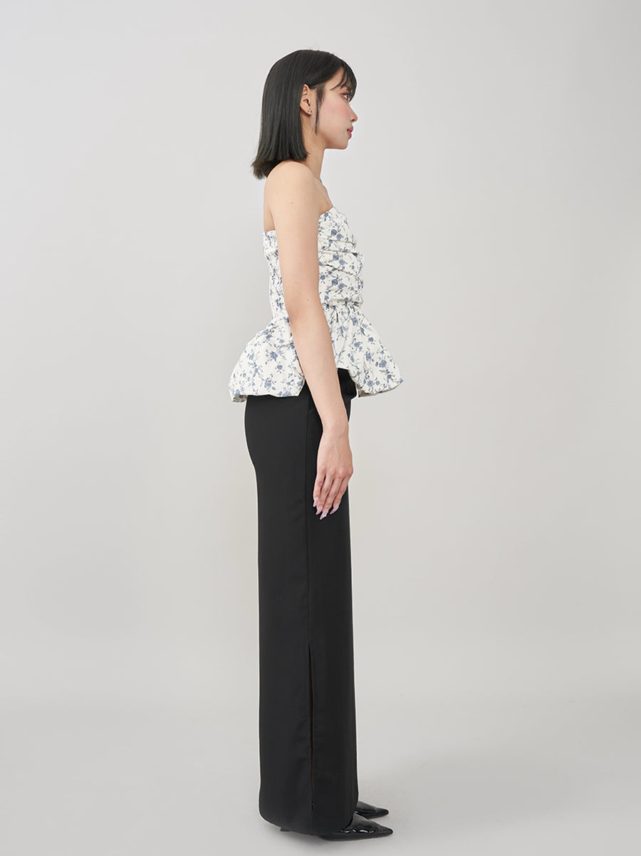 モデル:163cm(着用サイズ:FREE 着用カラー:WHT)