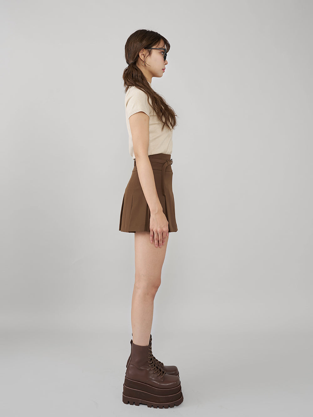 モデル:163cm(着用サイズ:S 着用カラー:BRN)