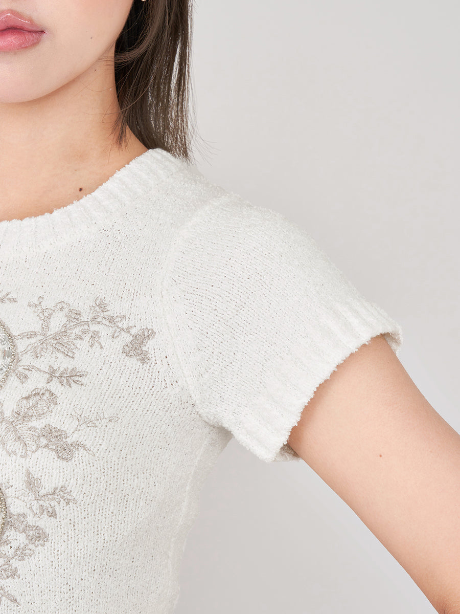 モデル:163cm(着用サイズ:FREE 着用カラー:WHT)