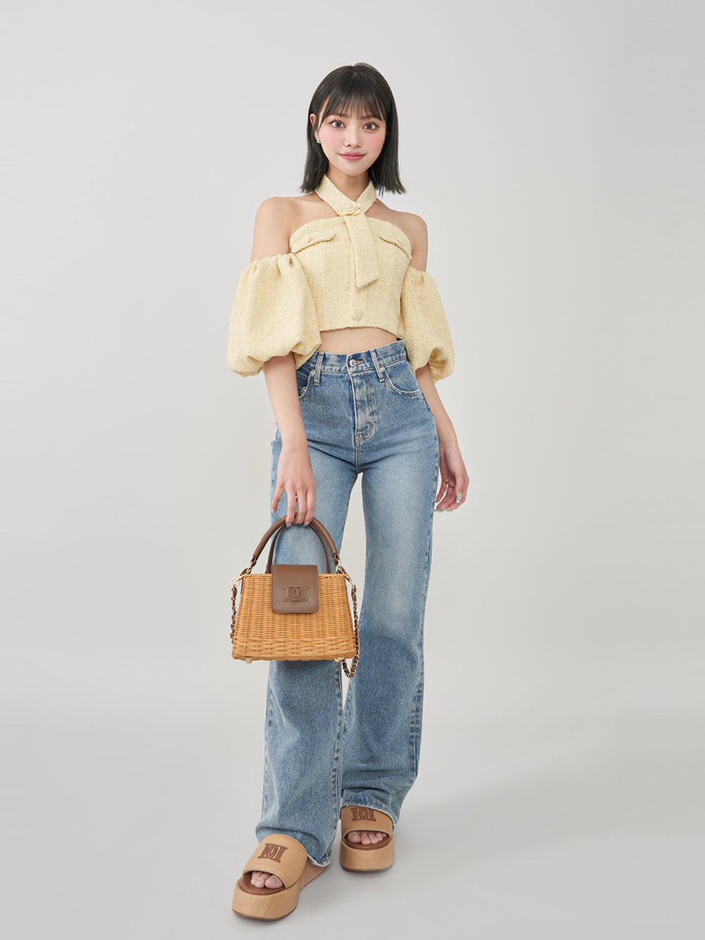 モデル:163cm(着用サイズ:L 着用カラー:BEG)