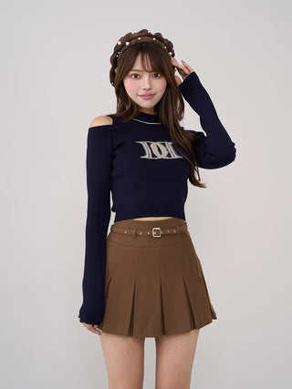 モデル:163cm(着用サイズ:FREE 着用カラー:NVY)