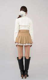 モデル:163cm(着用サイズ:FREE 着用カラー:WHT)