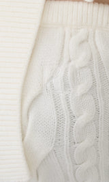 モデル:163cm(着用サイズ:FREE 着用カラー:WHT)