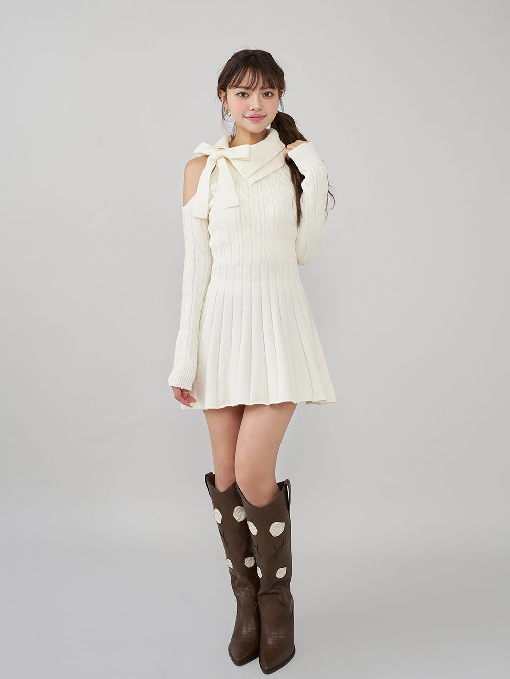 モデル:163cm(着用サイズ:FREE 着用カラー:IVO)