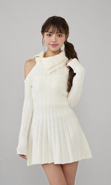 モデル:163cm(着用サイズ:FREE 着用カラー:IVO)