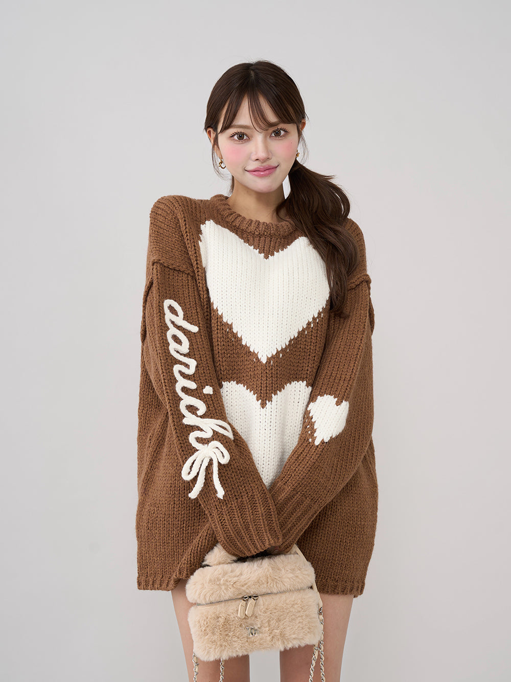 モデル:163cm(着用サイズ:FREE 着用カラー:BRN)