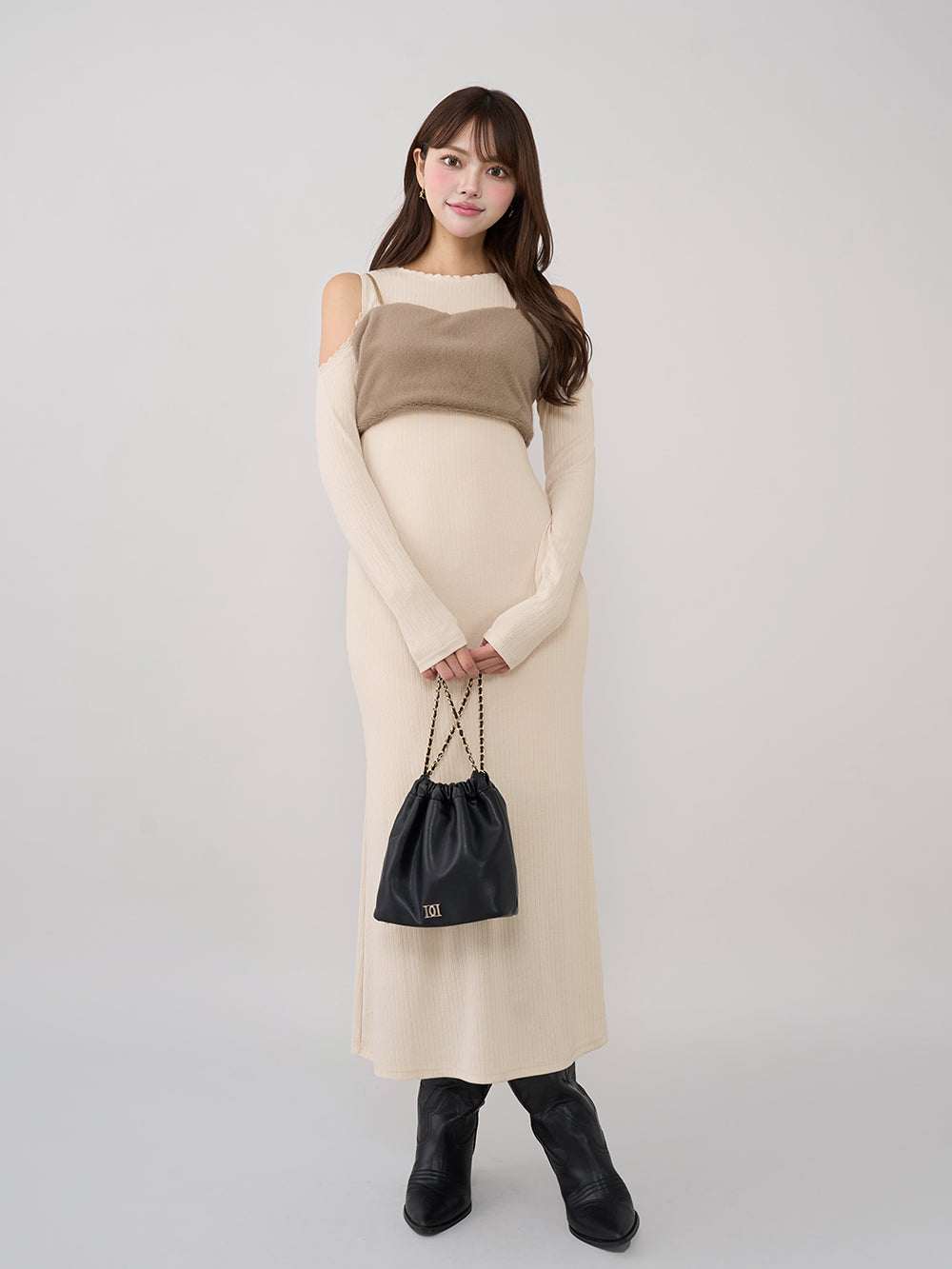 サイズ:FREE カラー:BLK