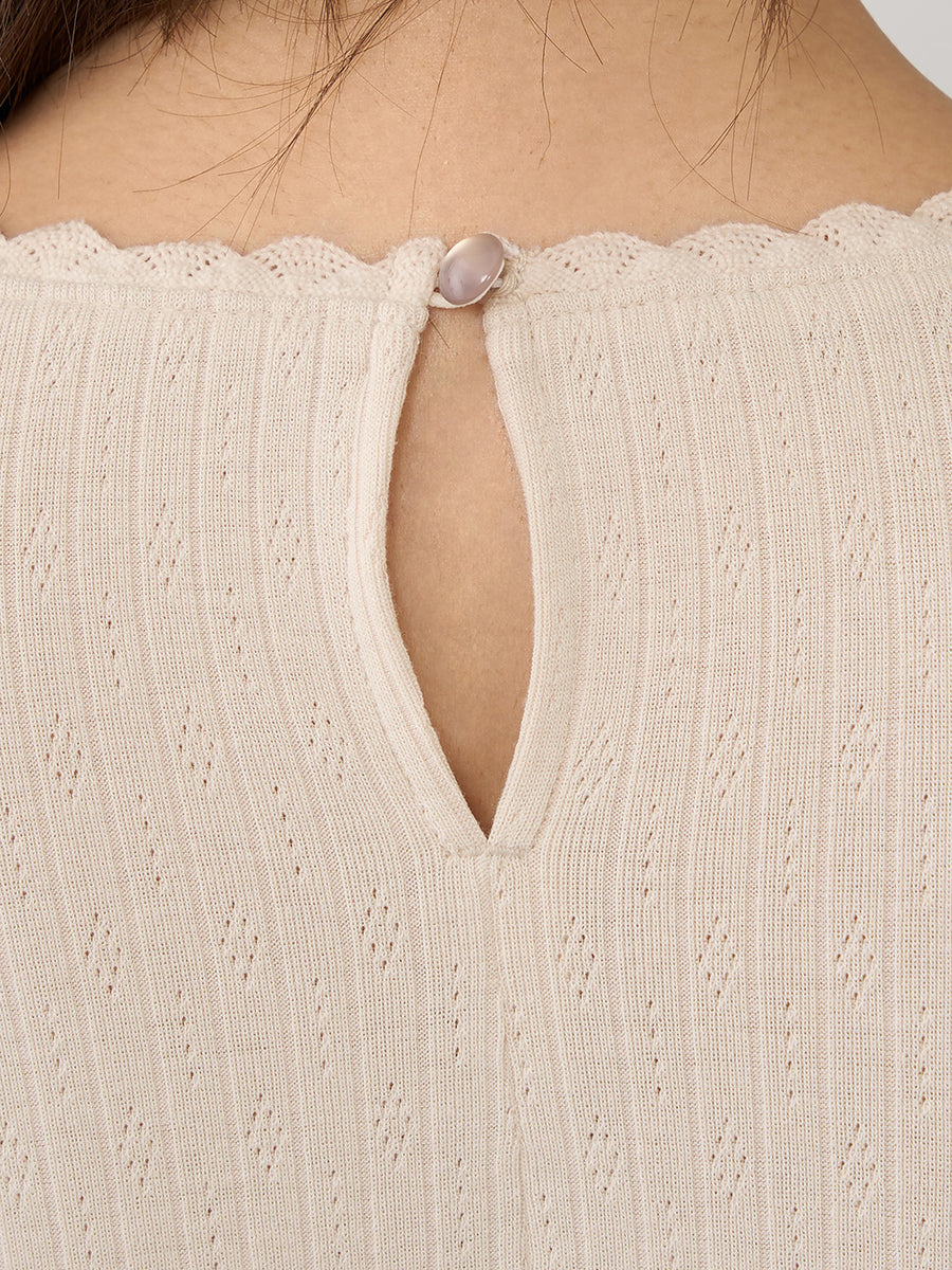 モデル:163cm(着用サイズ:FREE 着用カラー:IVO)