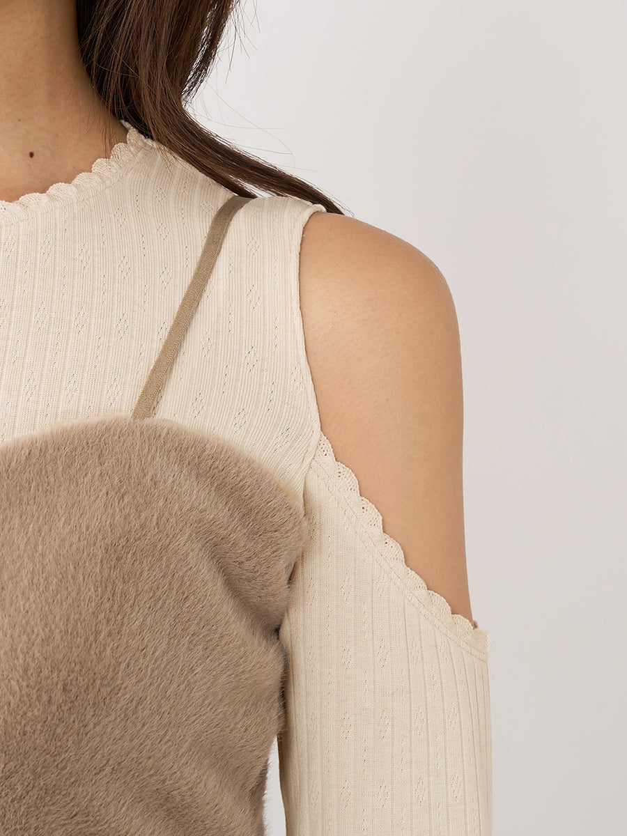 モデル:163cm(着用サイズ:FREE 着用カラー:IVO)